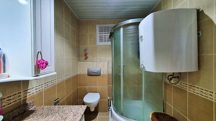 شقة غرفتين وصالة مفروشة - قريبة من البحر والخدمات - في مهموتلار / الانيا 