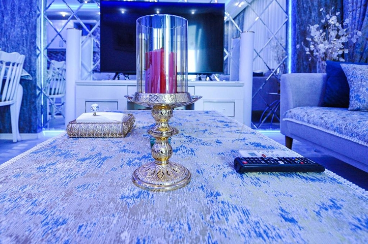 اطلالة بحر - شقة فاخرة - تصميم 2 غرفة وصالة - في مهموتلار / الانيا 