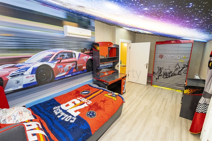 بنتهاوس من 3 غرف نوم في مجمع في كونيالتي أنطاليا