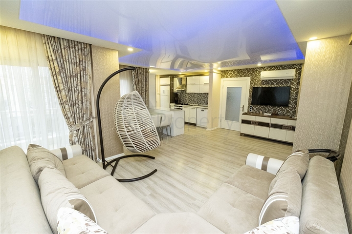 بنتهاوس من 3 غرف نوم في مجمع في كونيالتي أنطاليا