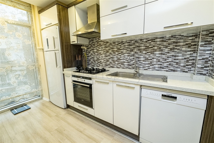 بنتهاوس من 3 غرف نوم في مجمع في كونيالتي أنطاليا