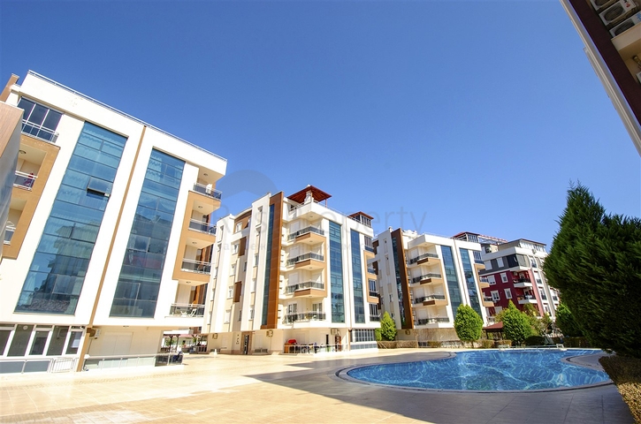 بنتهاوس من 3 غرف نوم في مجمع في كونيالتي أنطاليا