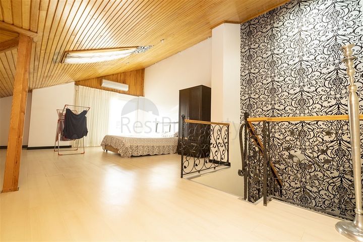 فيلا 4 + 1 في مجمع في منطقة كوندو لارا ، على بعد 10 دقائق من الشاطئ