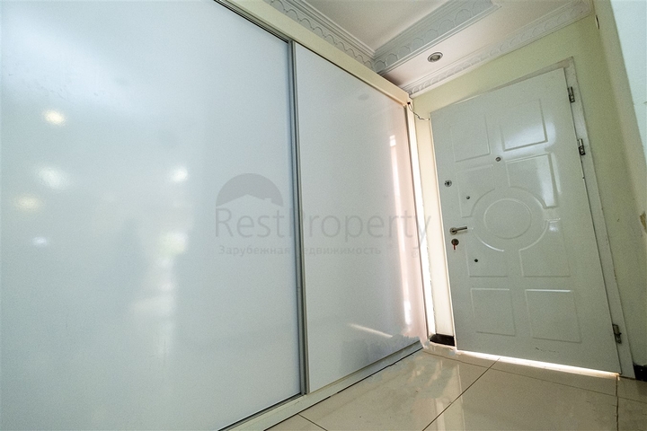 فيلا 4 + 1 في مجمع في منطقة كوندو لارا ، على بعد 10 دقائق من الشاطئ