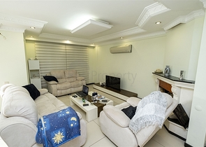 فيلا 4 + 1 في مجمع في منطقة كوندو لارا ، على بعد 10 دقائق من الشاطئ