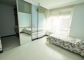 فيلا 4 + 1 في مجمع في منطقة كوندو لارا ، على بعد 10 دقائق من الشاطئ