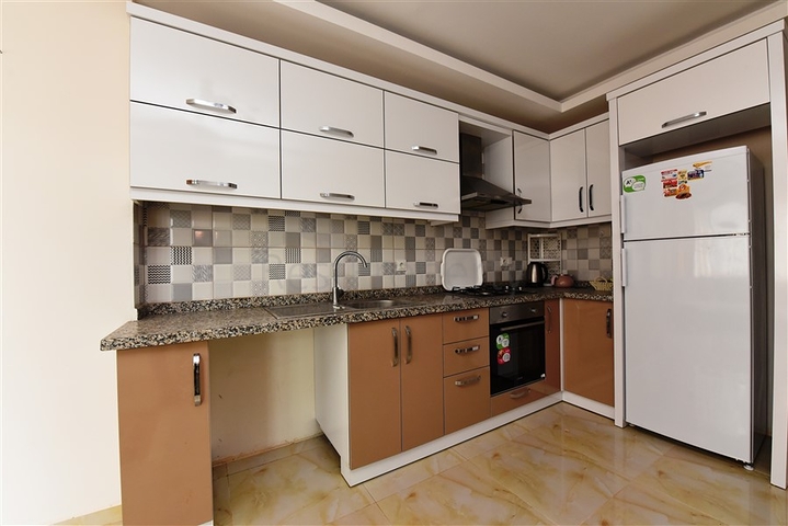 شقة غرفة وصالة - مفروشة - في منطقة قريبة من البحر والاسواق - مهموتلار / الانيا 