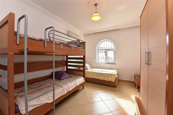 فيلا مستقلة مع مسبح خاص -في افسلار / الانيا 