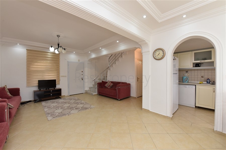 فيلا مستقلة مع مسبح خاص -في افسلار / الانيا 