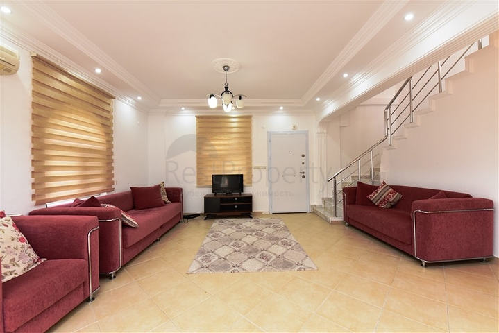 فيلا مستقلة مع مسبح خاص -في افسلار / الانيا 