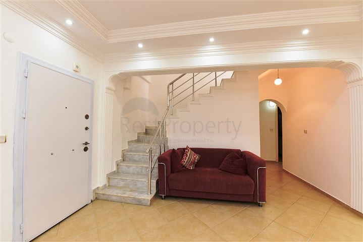 فيلا مستقلة مع مسبح خاص -في افسلار / الانيا 