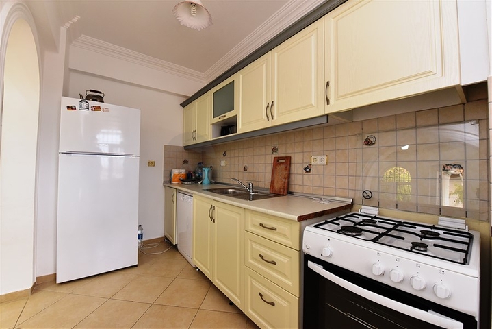 فيلا مستقلة مع مسبح خاص -في افسلار / الانيا 