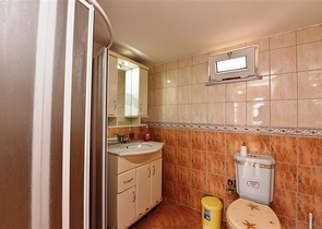 فيلا مستقلة مع مسبح خاص -في افسلار / الانيا 