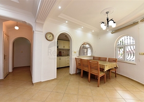 فيلا مستقلة مع مسبح خاص -في افسلار / الانيا 