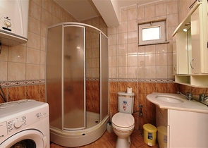 فيلا مستقلة مع مسبح خاص -في افسلار / الانيا 