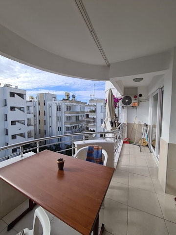 اطلالة بحرية - صف اول - شقة غرفتين وصالة - مفروشة - بسعر مناسب -في مهموتلار / الانيا 