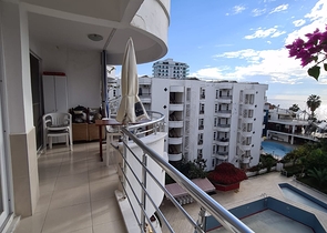 اطلالة بحرية - صف اول - شقة غرفتين وصالة - مفروشة - بسعر مناسب -في مهموتلار / الانيا 