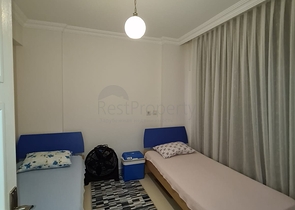 اطلالة بحرية - صف اول - شقة غرفتين وصالة - مفروشة - بسعر مناسب -في مهموتلار / الانيا 