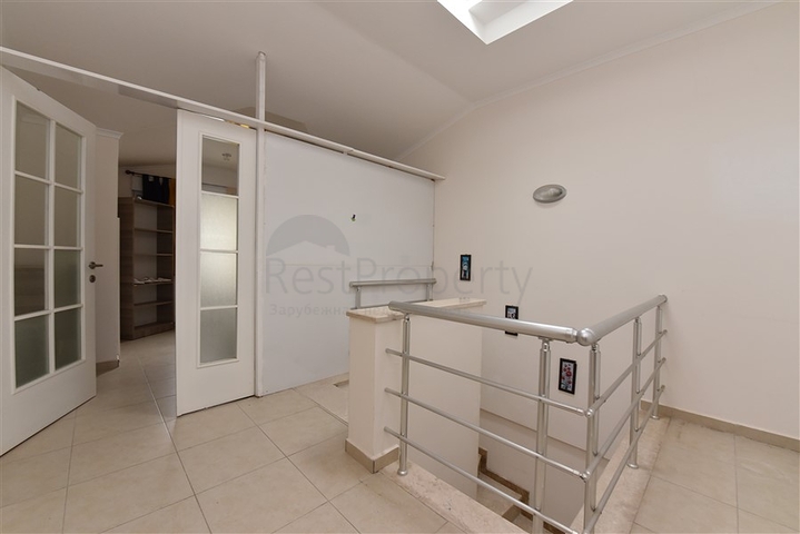 اطلالة بحرية - دوبلكس مؤثثة - في كاستل / الانيا 