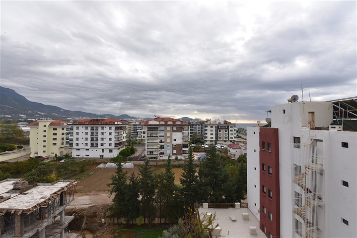 اطلالة بحرية - دوبلكس مؤثثة - في كاستل / الانيا 