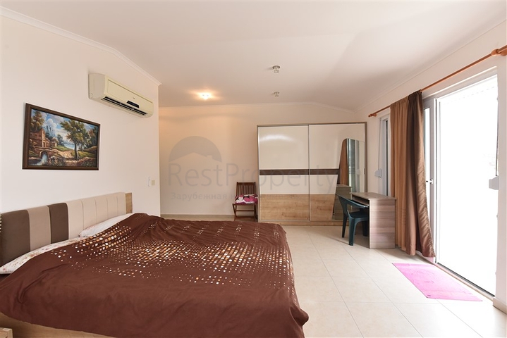 اطلالة بحرية - دوبلكس مؤثثة - في كاستل / الانيا 