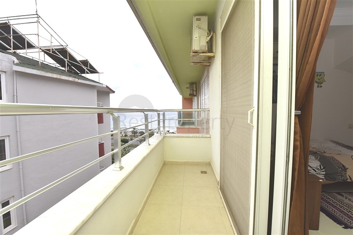 اطلالة بحرية - دوبلكس مؤثثة - في كاستل / الانيا 