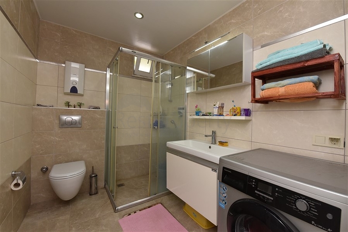 اطلالة بحرية - دوبلكس مؤثثة - في كاستل / الانيا 