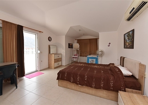 اطلالة بحرية - دوبلكس مؤثثة - في كاستل / الانيا 