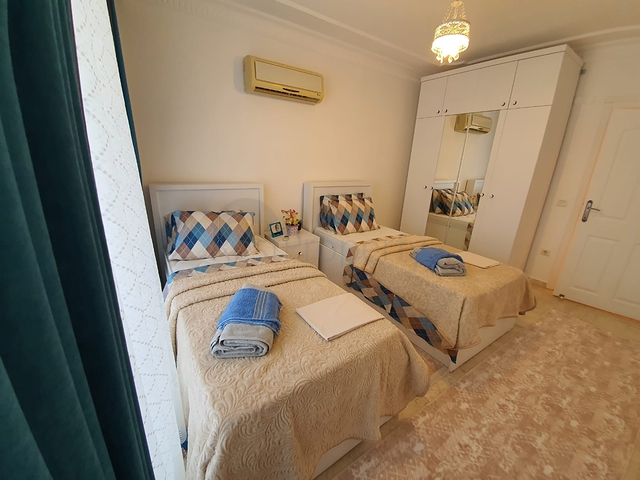 طابق مرتفع - شقة غرفتين وصالة - في مهموتلار / الانيا 