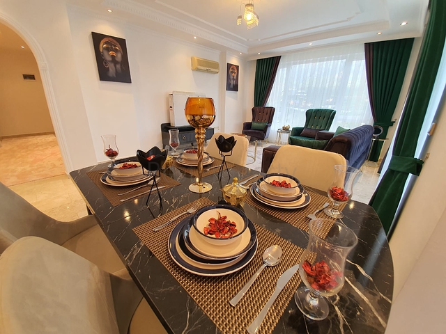 طابق مرتفع - شقة غرفتين وصالة - في مهموتلار / الانيا 