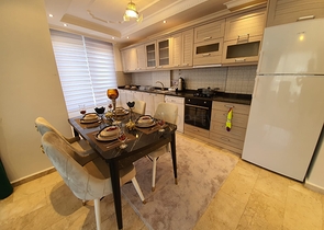 طابق مرتفع - شقة غرفتين وصالة - في مهموتلار / الانيا 