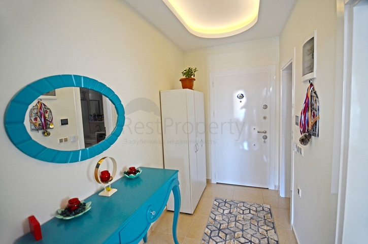 شقة انيقة - تصميم غرفة وصالة - بالكون مغلق -في مهموتلار / الانيا 