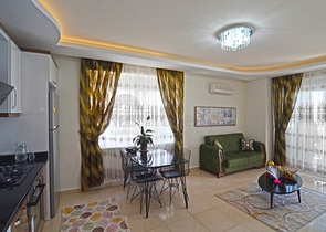 شقة انيقة - تصميم غرفة وصالة - بالكون مغلق -في مهموتلار / الانيا 