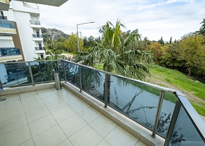 شقة 2 + 1 مع أثاث في مجمع مخطط فندقي في أنطاليا