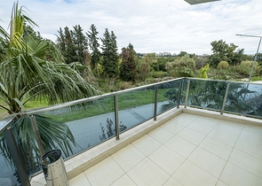 شقة 2 + 1 مع أثاث في مجمع مخطط فندقي في أنطاليا