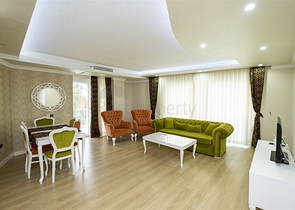 شقة 2 + 1 مع أثاث في مجمع مخطط فندقي في أنطاليا