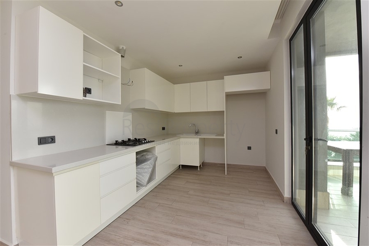 اطلالة بحرية مباشرة - شقة 2 غرفة وصالة - ضمن مجمع سكني حديث - كارجي جاك / الانيا 