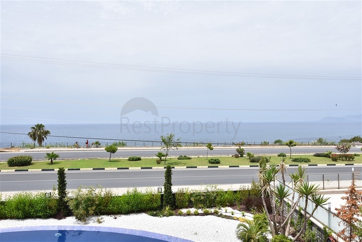 اطلالة بحرية مباشرة - شقة 2 غرفة وصالة - ضمن مجمع سكني حديث - كارجي جاك / الانيا 