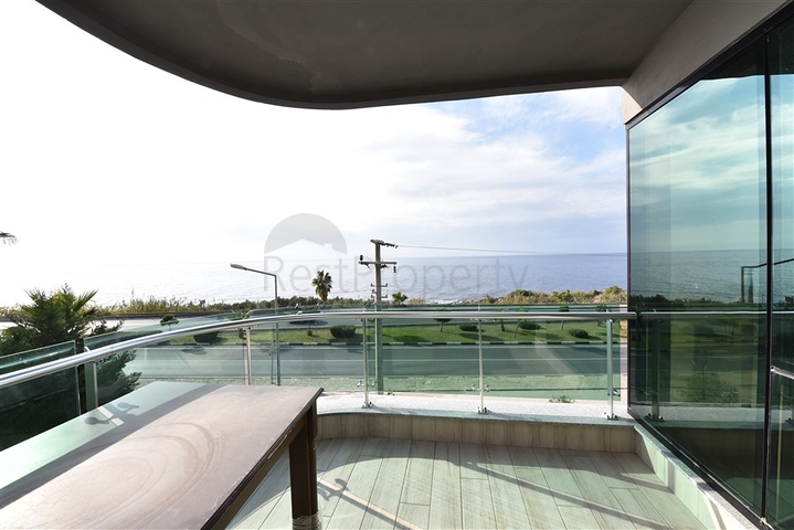 اطلالة بحرية مباشرة - شقة 2 غرفة وصالة - ضمن مجمع سكني حديث - كارجي جاك / الانيا 