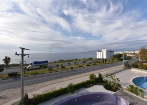 اطلالة بحرية مباشرة - شقة 2 غرفة وصالة - ضمن مجمع سكني حديث - كارجي جاك / الانيا 