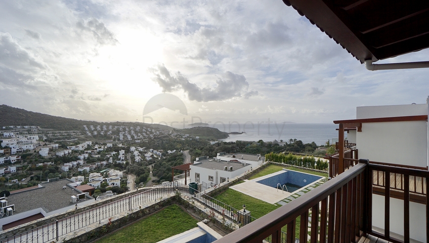 فلل في يودروم - تصميم 3 غرف - مسبح خاص .