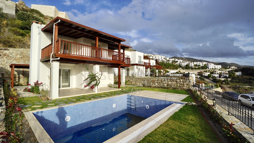 فلل في يودروم - تصميم 3 غرف - مسبح خاص .