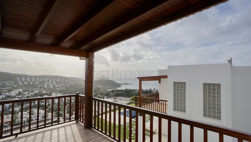 فلل في يودروم - تصميم 3 غرف - مسبح خاص .