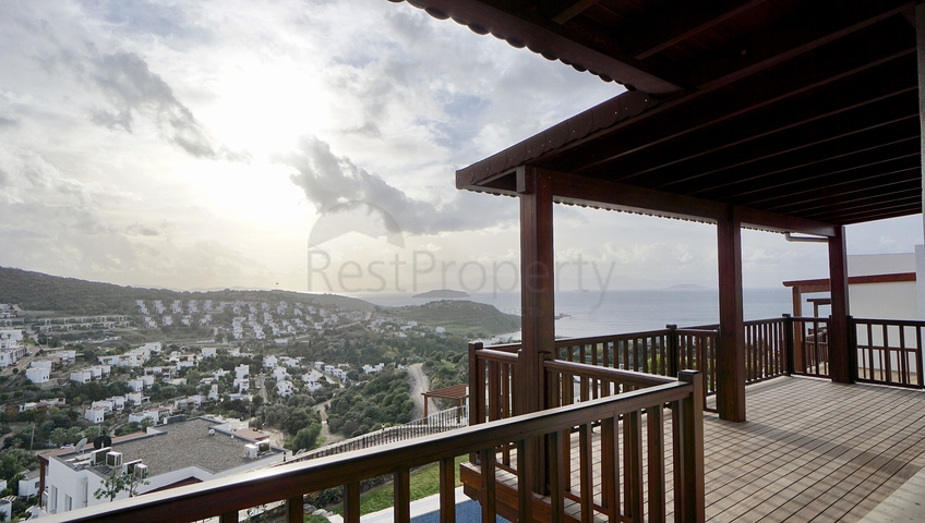 فلل في يودروم - تصميم 3 غرف - مسبح خاص .