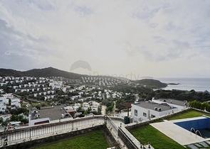 فلل في يودروم - تصميم 3 غرف - مسبح خاص .