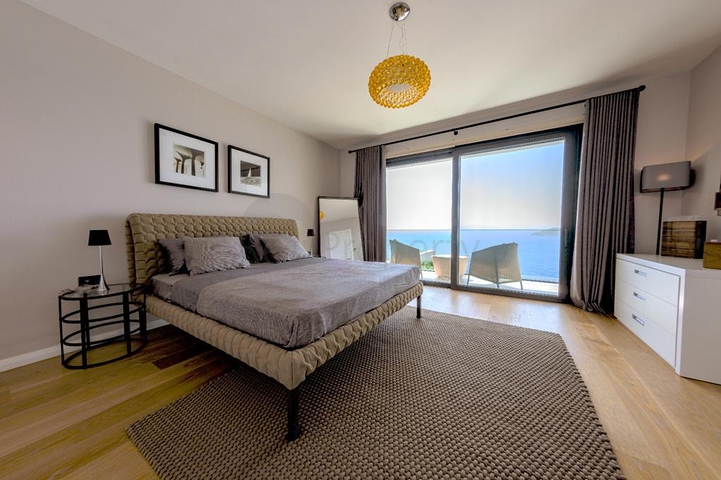 اطلالة بحرية - شقق عائلية واسعة - فاخرة - في بودروم 