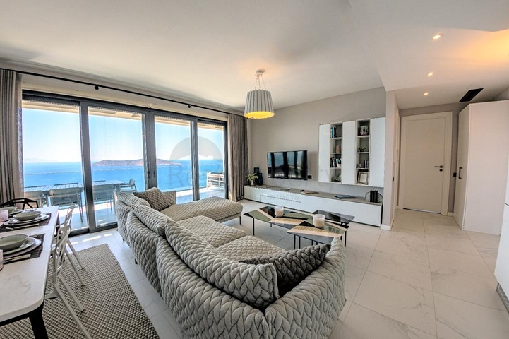 اطلالة بحرية - شقق عائلية واسعة - فاخرة - في بودروم 