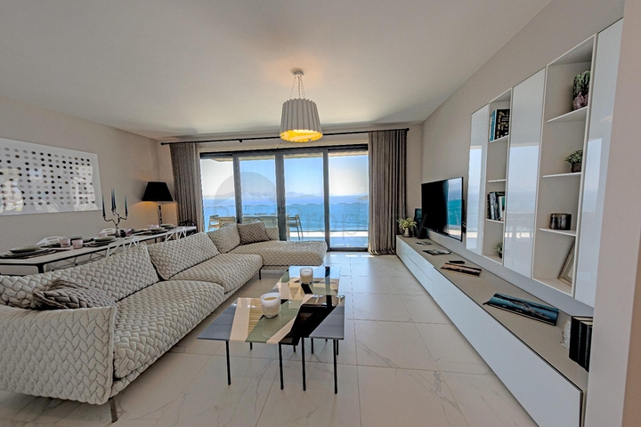 اطلالة بحرية - شقق عائلية واسعة - فاخرة - في بودروم 