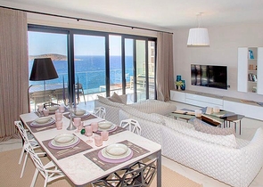 اطلالة بحرية - شقق عائلية واسعة - فاخرة - في بودروم 