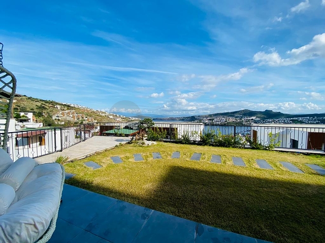 شقق فاخرة -باطلالة بحرية - في مدينة بودروم الساحرة 